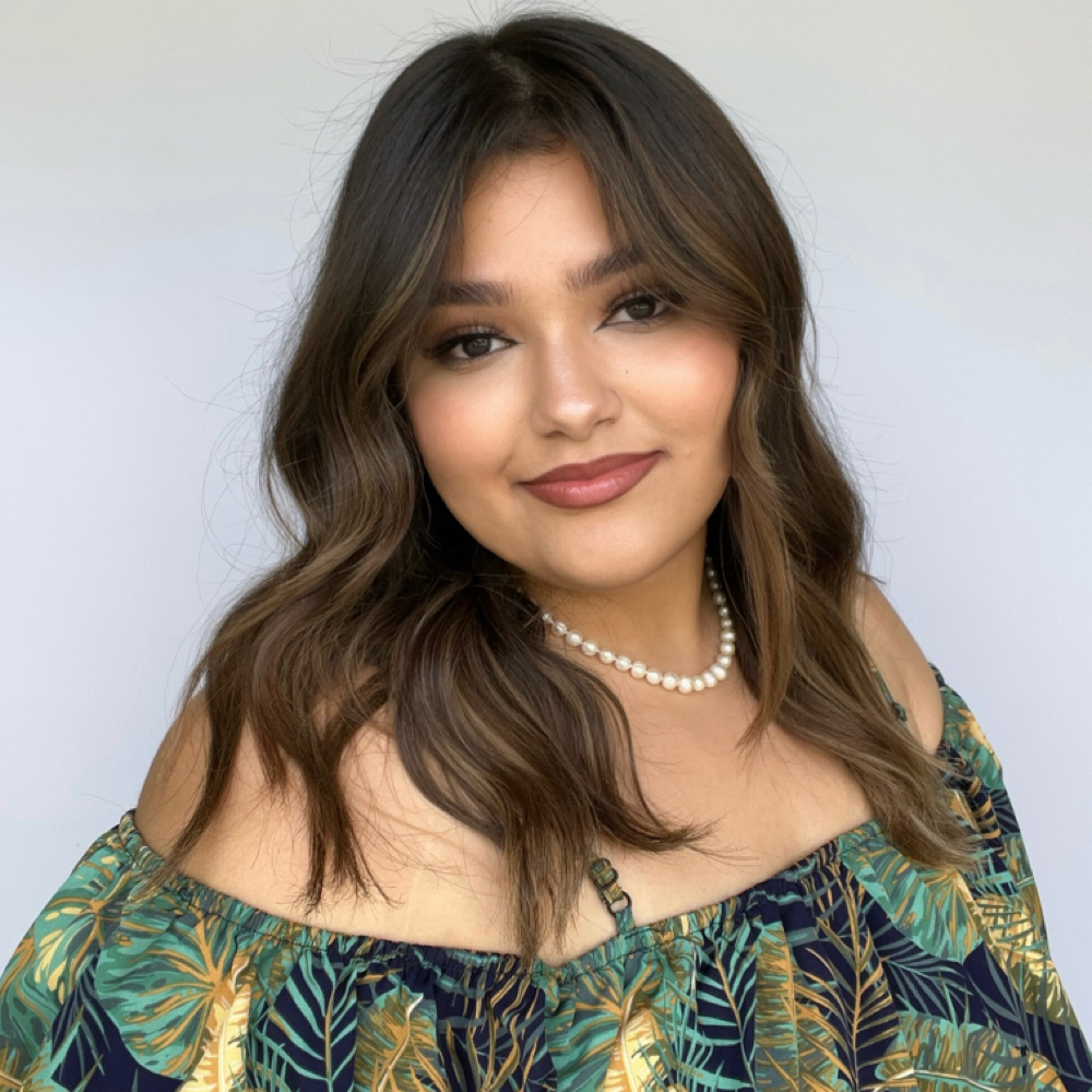 Alondra AT THE COLOR ROOM