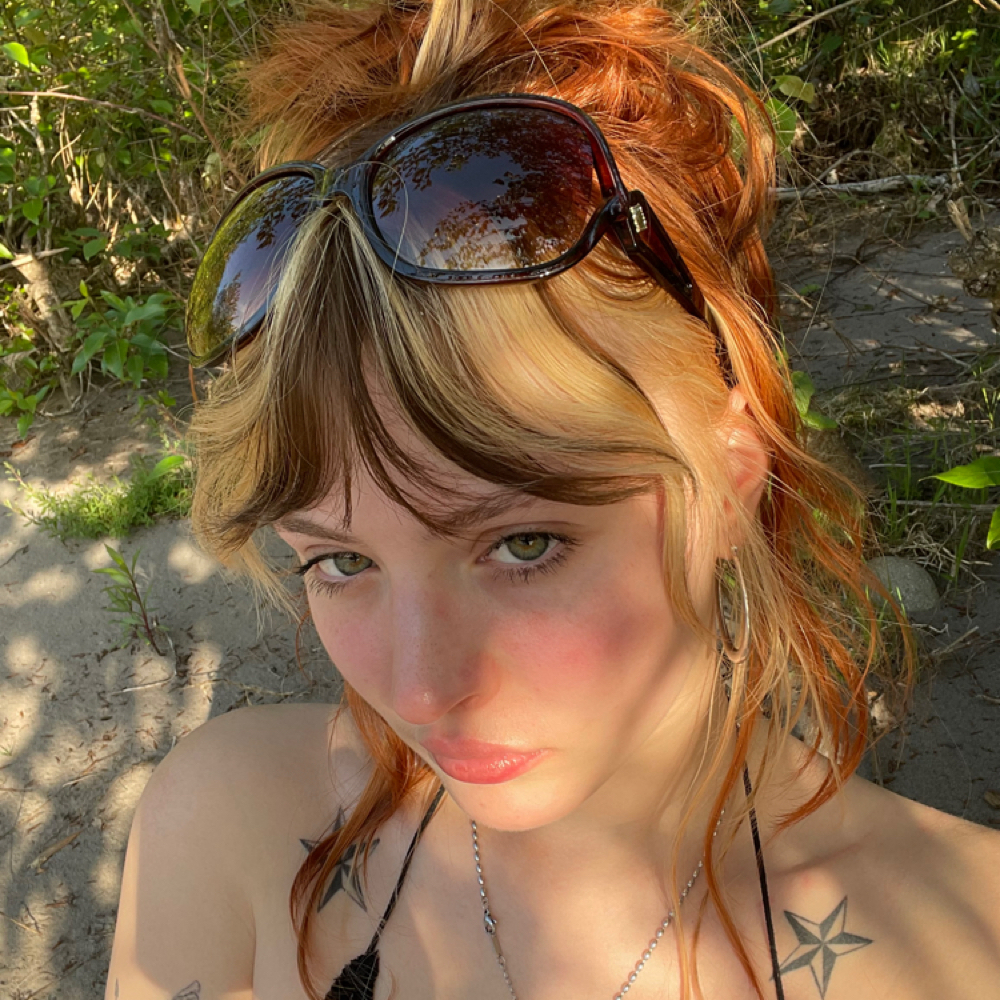 Kylee Debray at Head Case Beauty and Barber Company in canby, OR