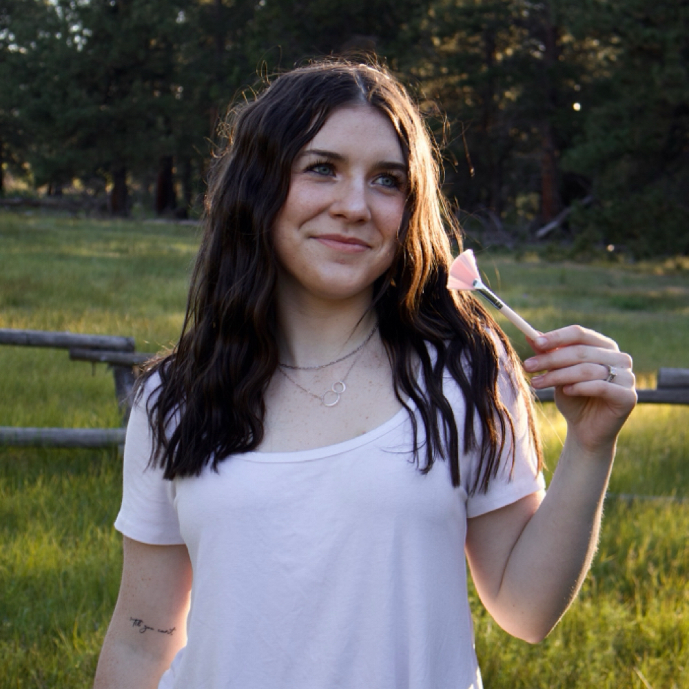 Kaydence Hanson at Wilder Luxe Beauty in Redmond, OR