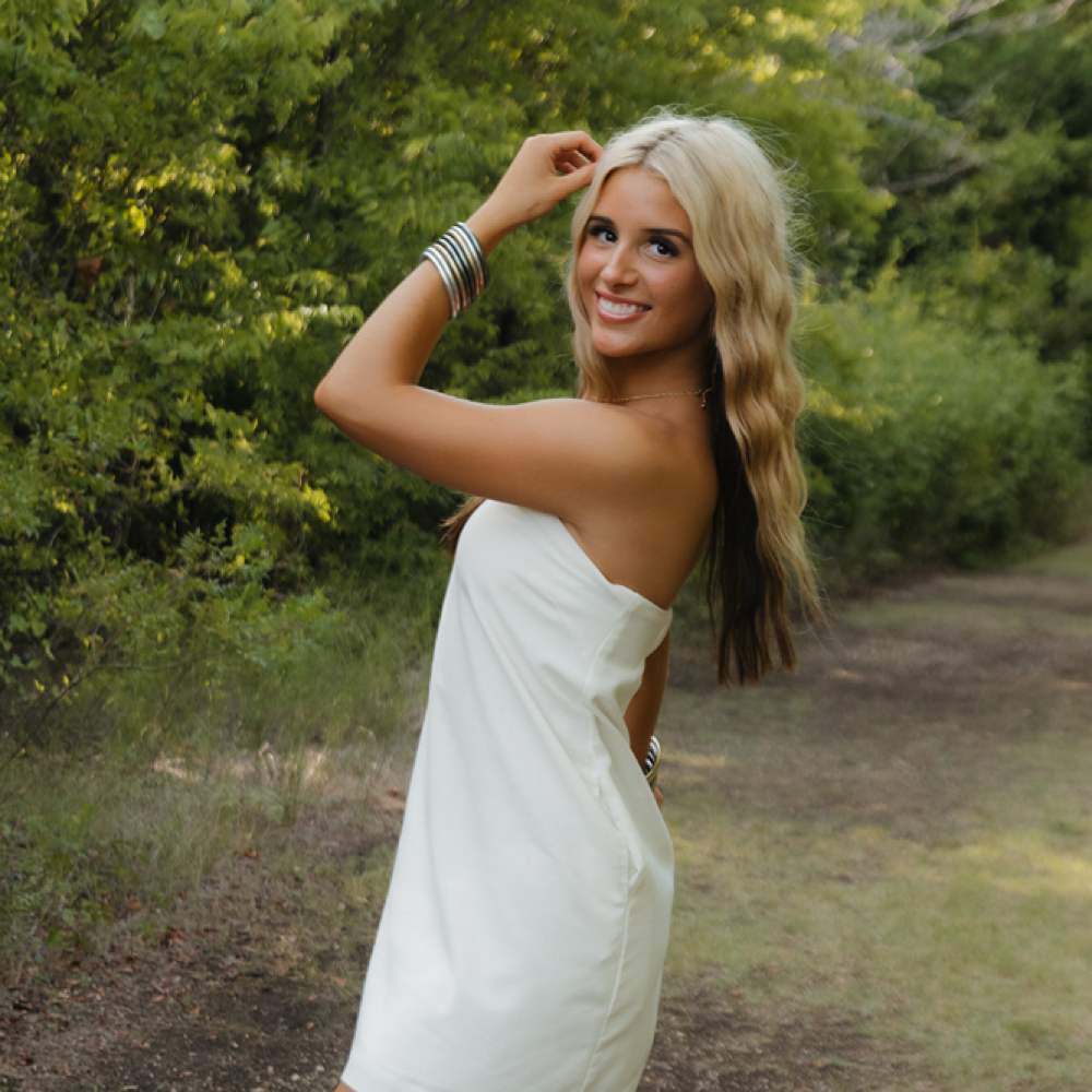 taylor jones at LASH + MANE in Waxahachie, TX