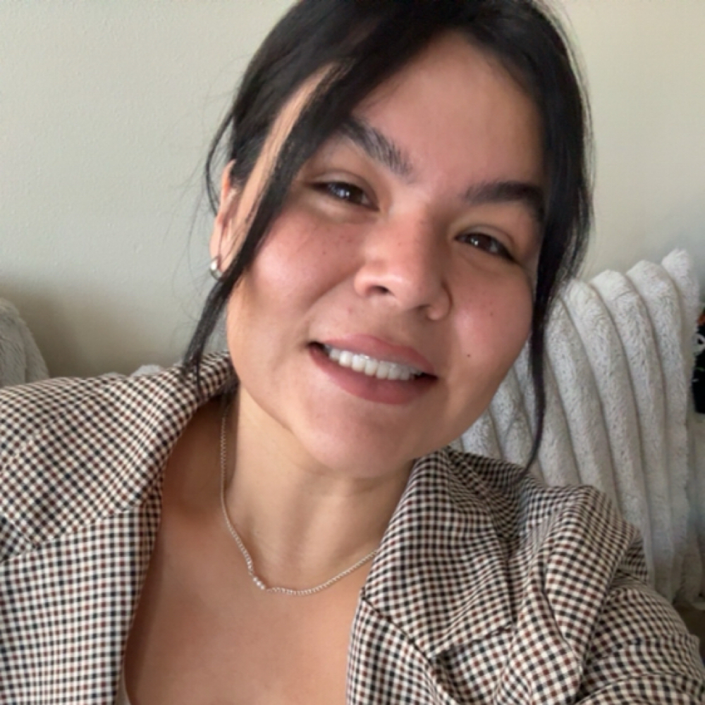 Heidi Blue at R&R Headspa, LLC in Oshkosh, WI