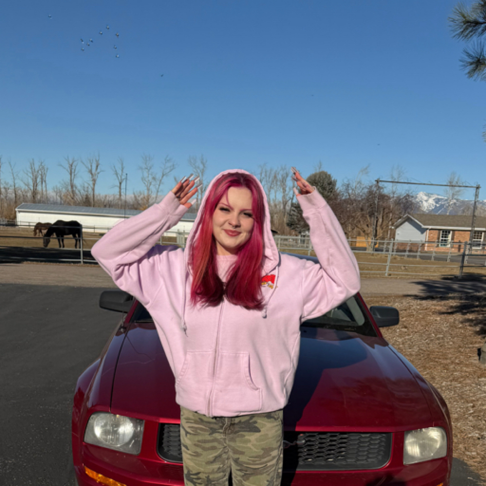 Bailey Rayne at Bellissimo Luxury Nails And Spa in Missoula, MT