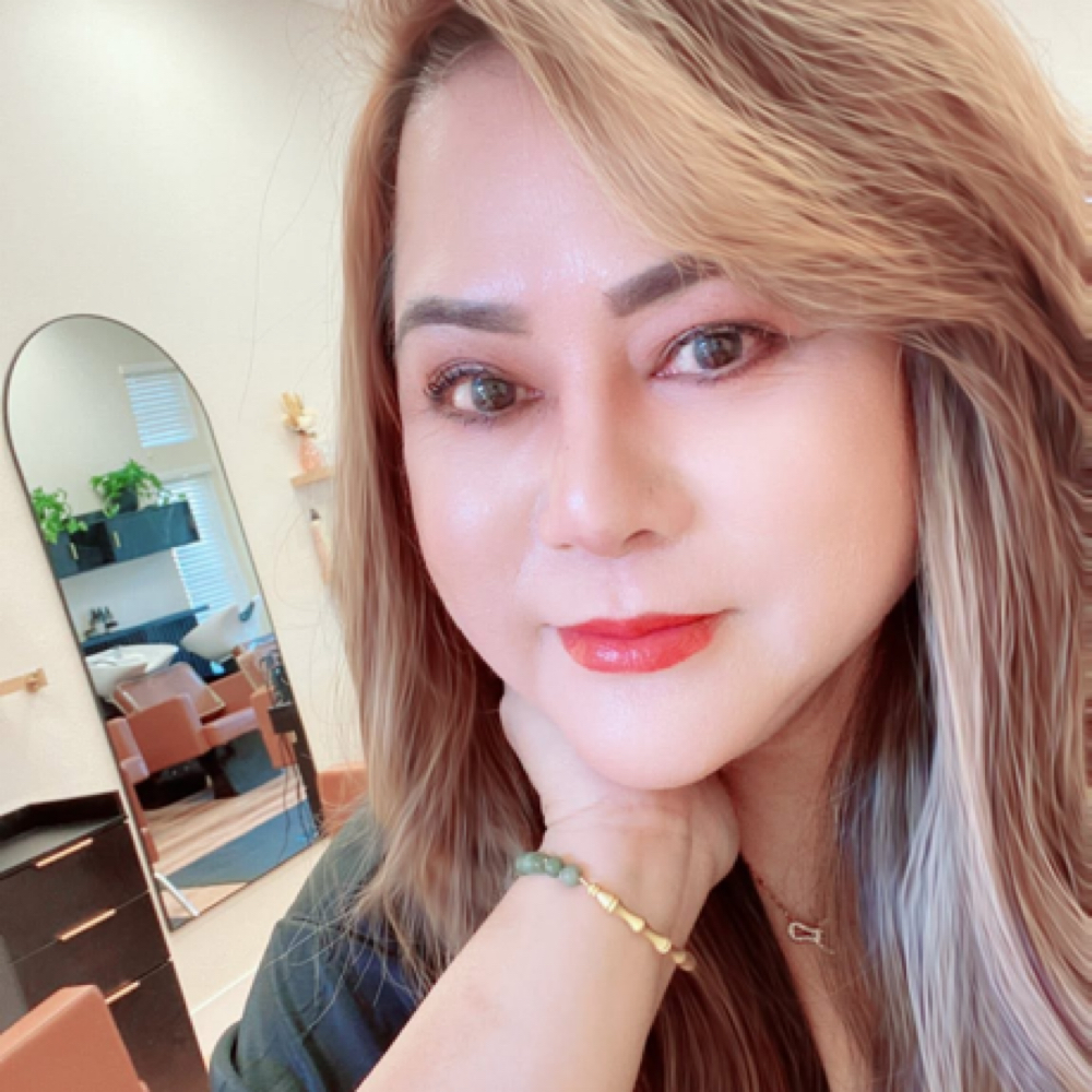 Mitos Enriquez at Elaya Salon in Brentwood, CA