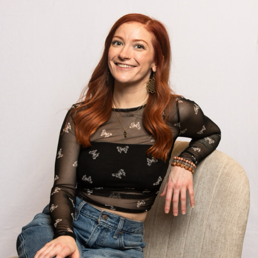 Savannah Frickx at Uniq.U Salon in Rockville, MD
