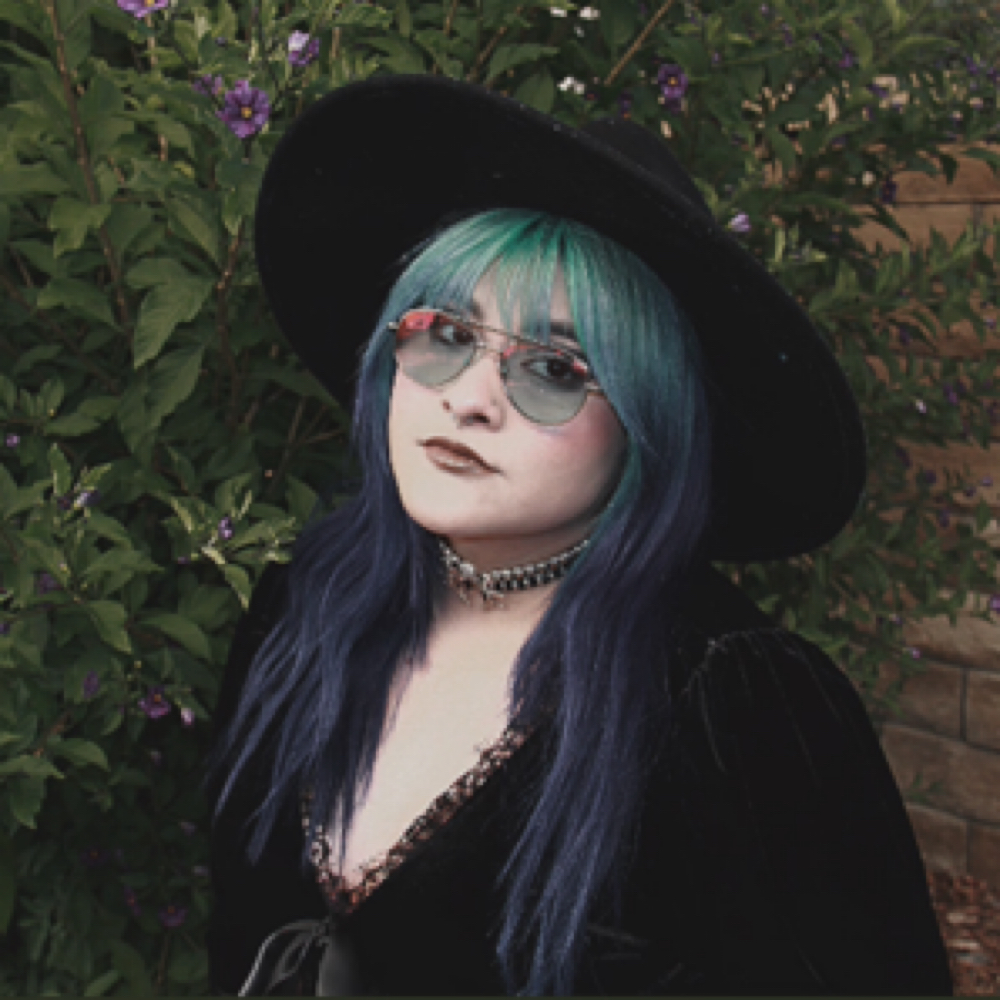 Jen Hernandez - Level 1 at The Flamingo Lounge in Los Angeles, CA