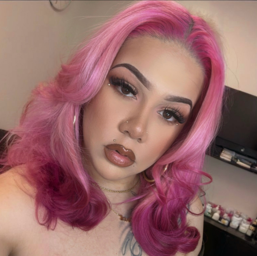 Lexus Mabry at Sisters Beauty Room in Aurora, CO
