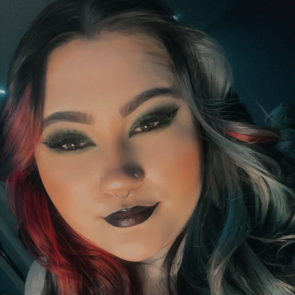Autumn Thomas at The Nail Hub Salon and Spa in Uniontown, PA