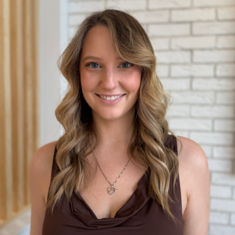 Amanda Kelley at Salon MM in Ponte Vedra, FL