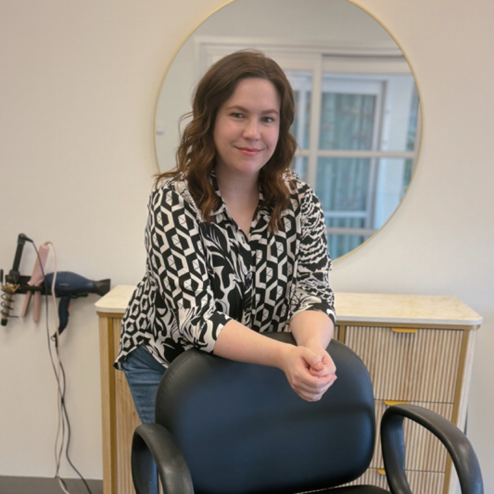 Becca Cook at IVORY EDGE HAIR STUDIO in Glen Allen, VA