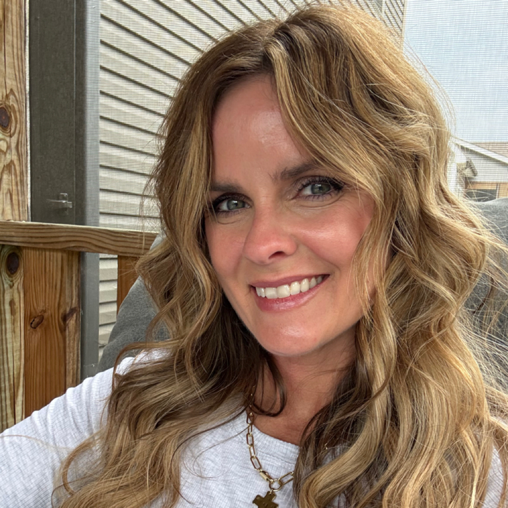Erin Baker at Phix Boutique And Beauty in Ringgold, GA
