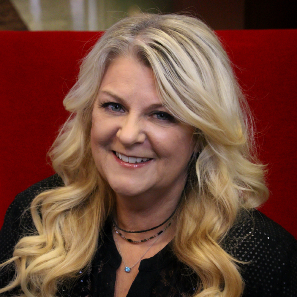 Brenda Poole at Hot Heads on Campus in Muncie, IN