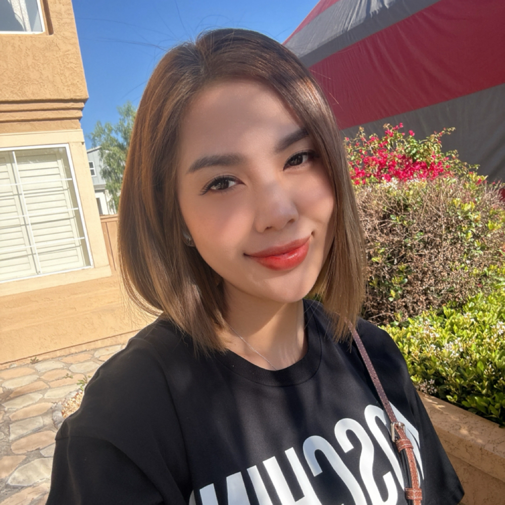 Vi Nguyen at LASHME Uyen Beauty Studio in San Diego, CA
