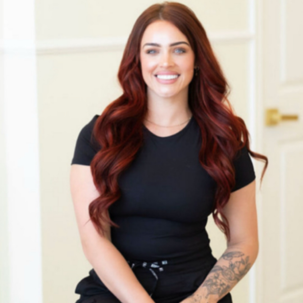 Jeanie Yates LMT Aesthetic Injector