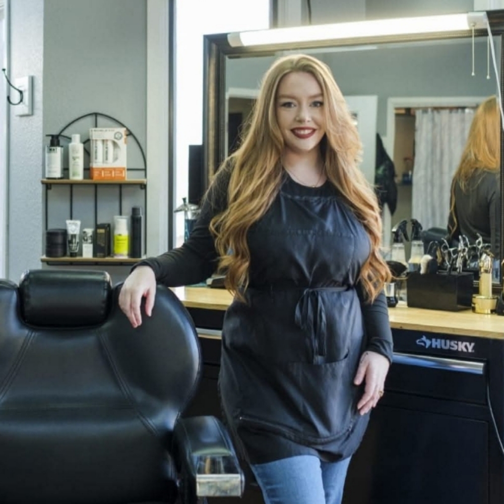 Savanna hibbetts at Classic Cut Barber Shop in Eagle River, AK