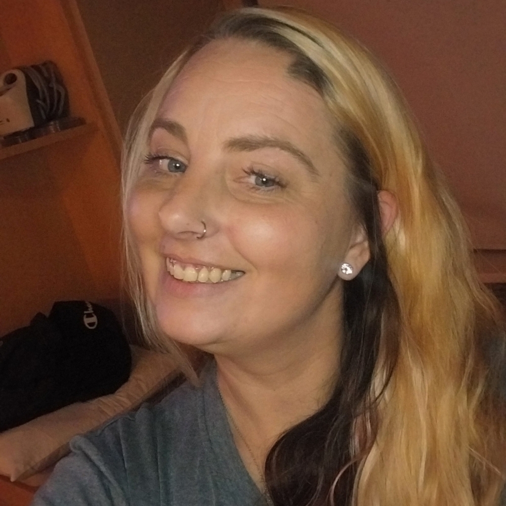 Tonya Smart at Dandelion Dreams in Winston, OR