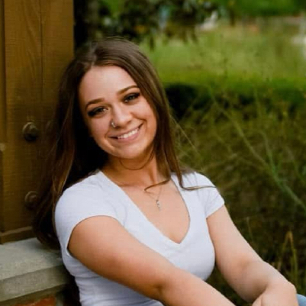 Kyleigh Murphy Sunshine Glow Co Beauty Studio at Bee Aesthetic Spa & Salon in Crystal River, FL