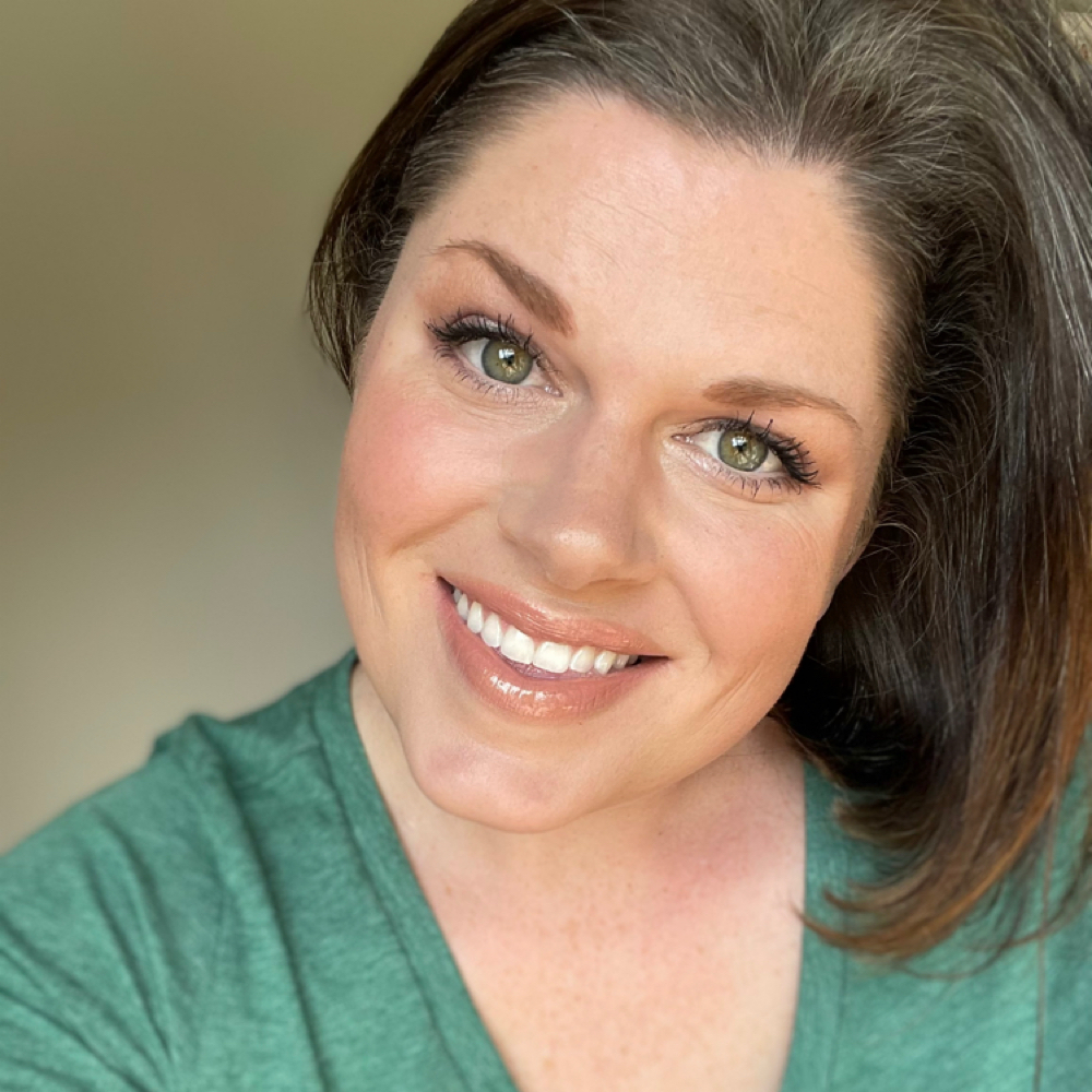 Britteny Eveningred at Elle Jay Aesthetic Studio in Manistique, MI