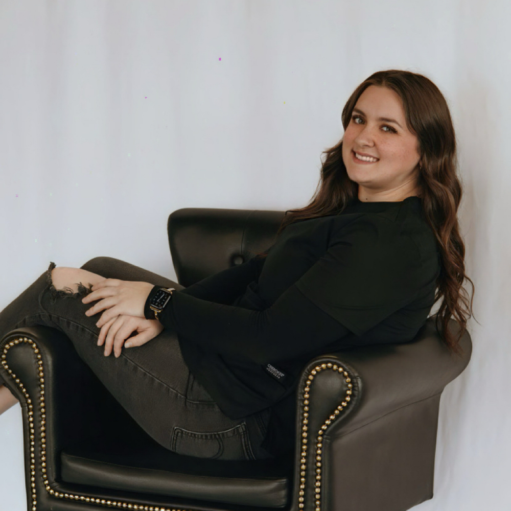 MacKenzie Skinner at Mystic Mountain Salon & Boutique in Sonora, CA