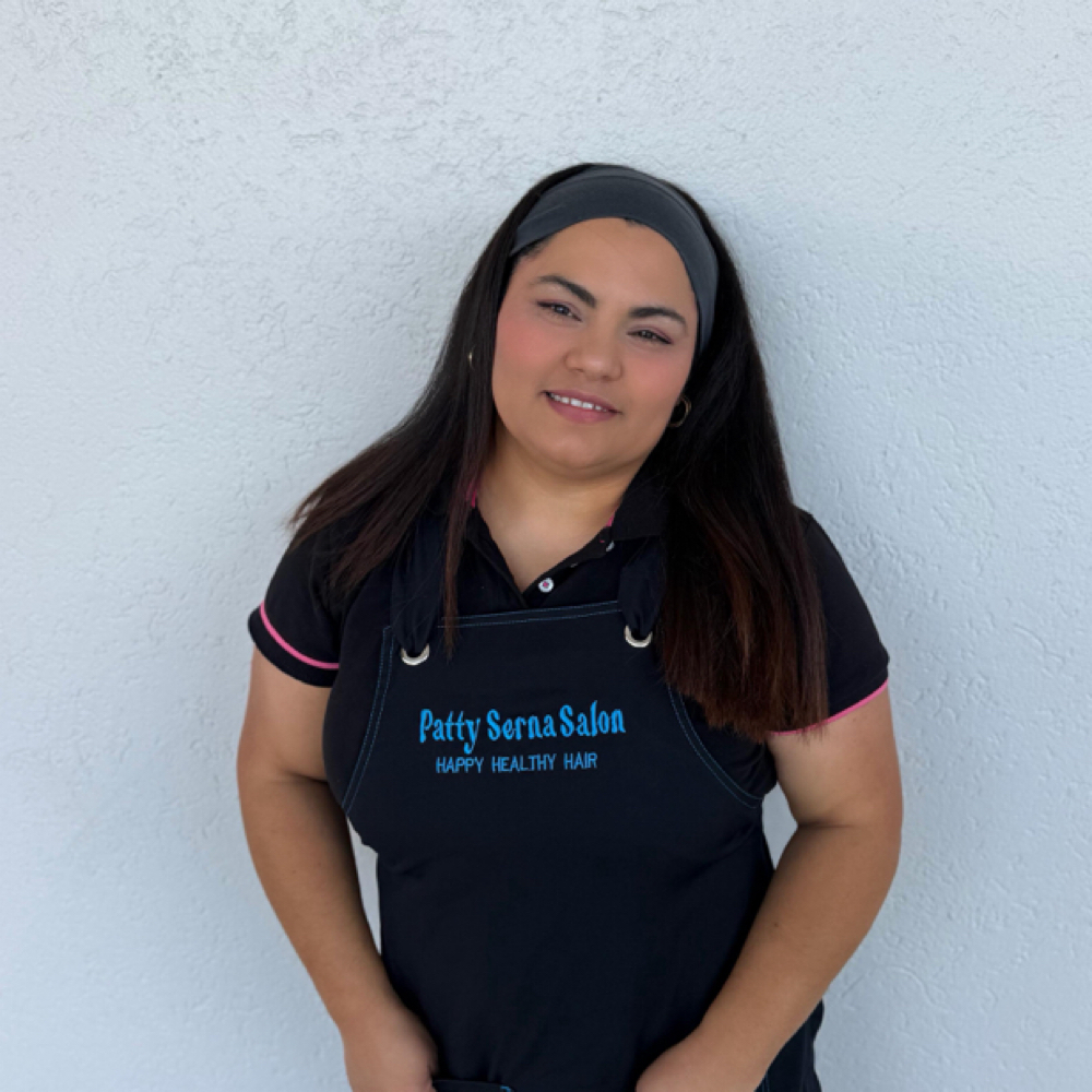Ana Bernal at Patty Serna Salon in Altamonte Springs, FL