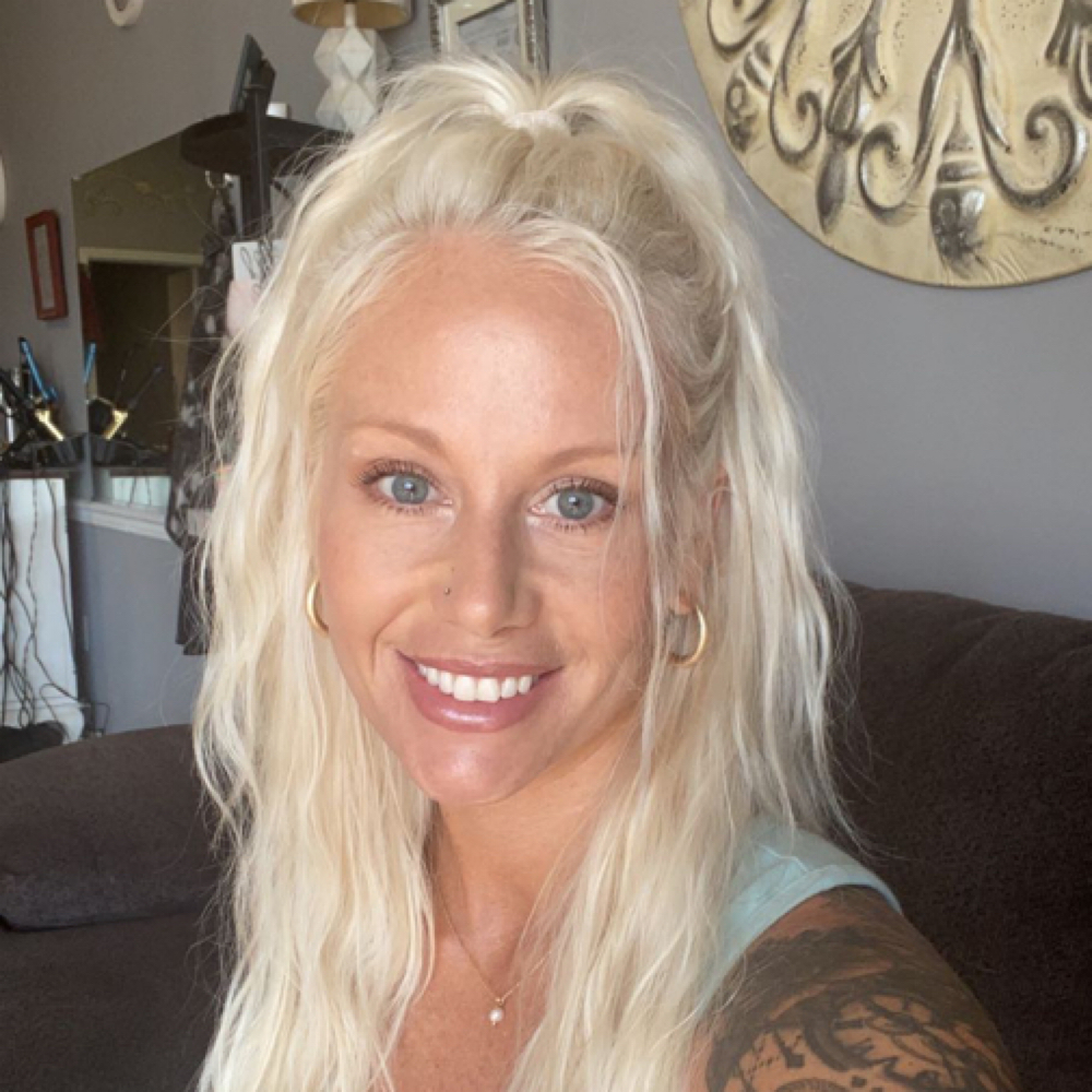 Cotie Henson (Lash/Wax Tech)