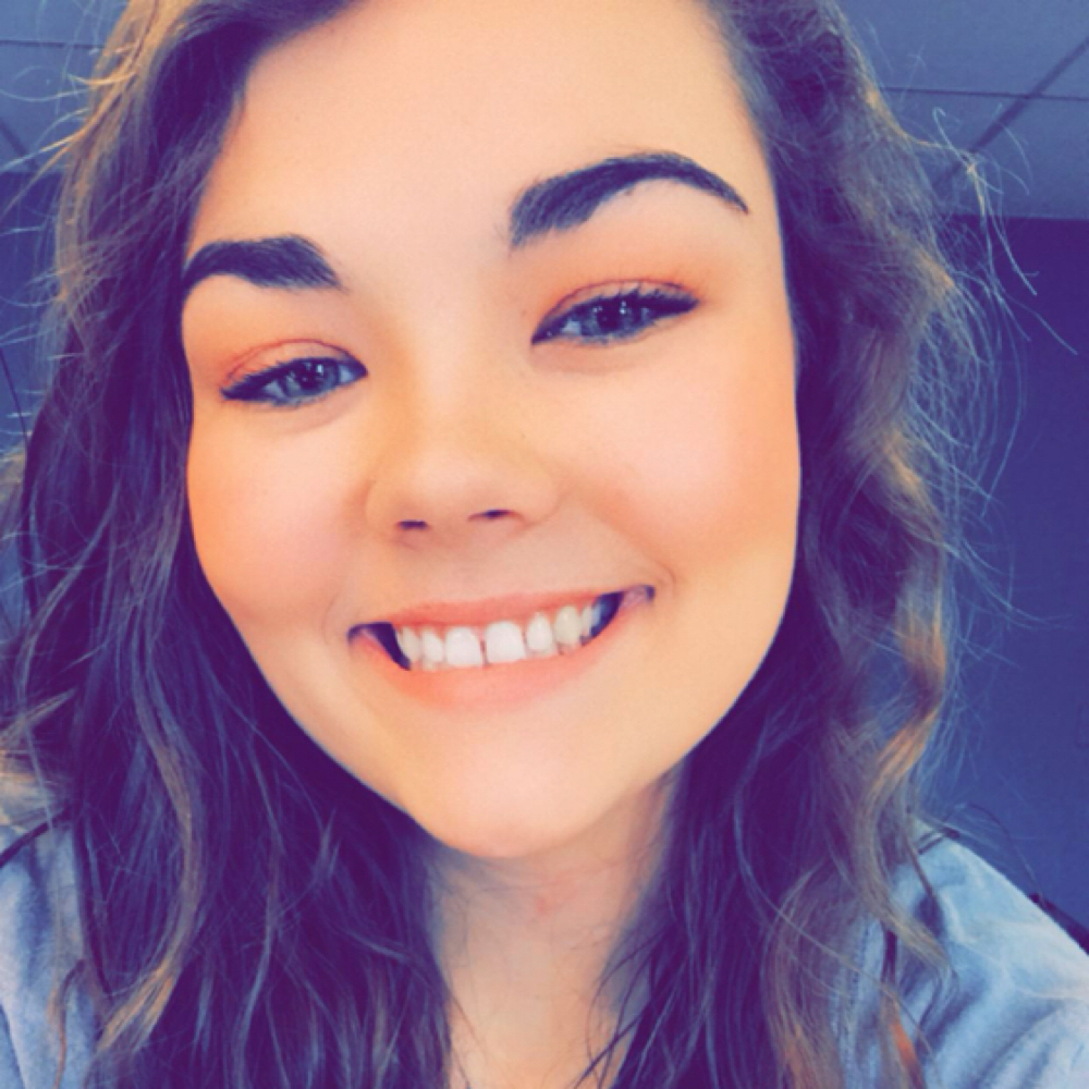 Moriah Baker at The Nail Empire & Beauty Co. “All Sales Final” in Sweetwater, TN