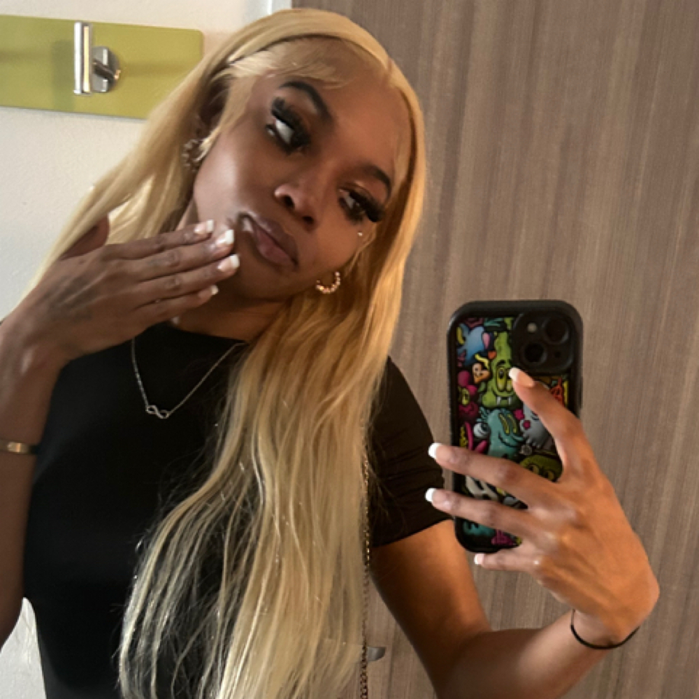 Royal Riah at The Mane Aura in Columbia, SC