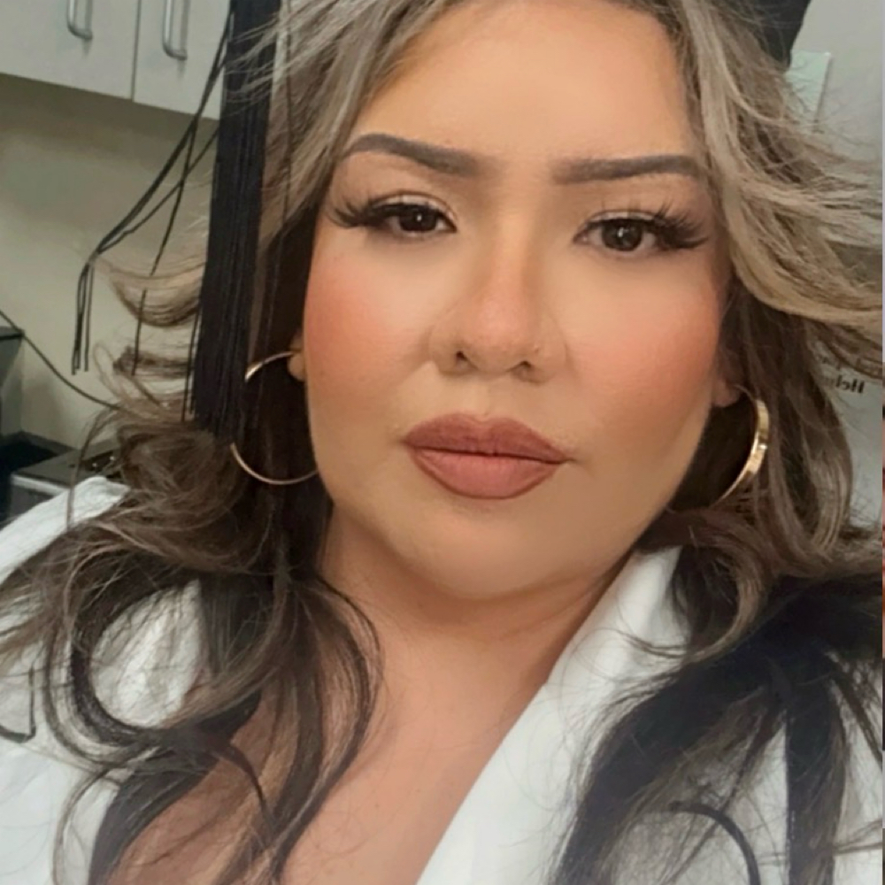 Flor Zuleyma at Beauty And Body in San Dimas, CA
