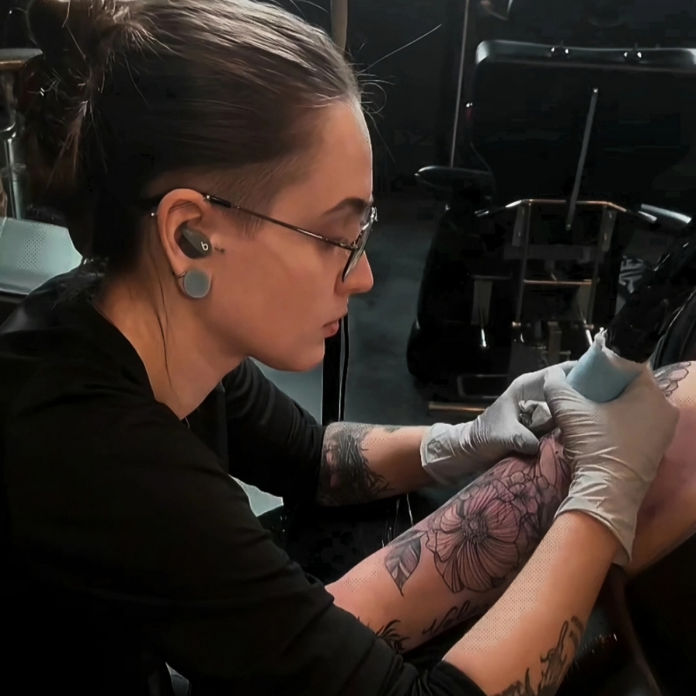 Kaitlyn Skewes at Wormwood Tattoo in Midvale, UT