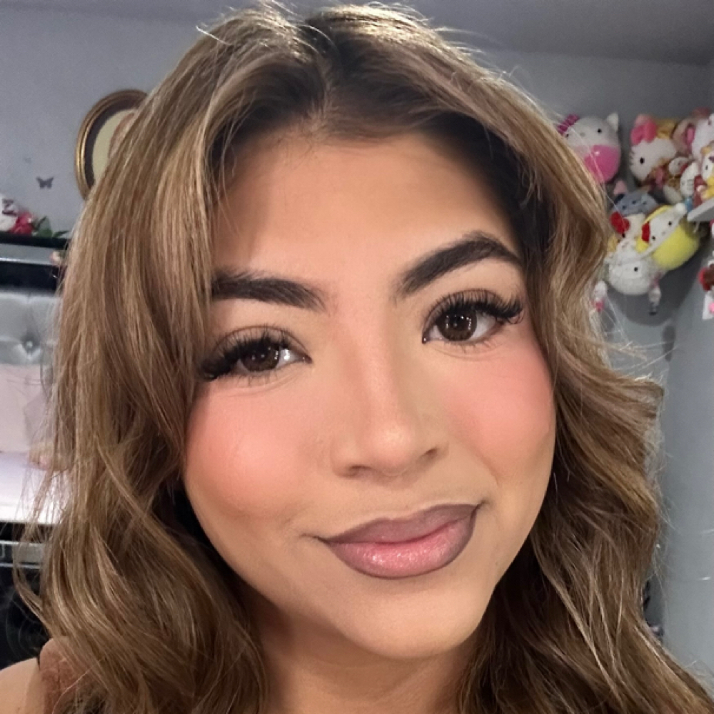 Jazmin Arguello at Colour Kraze Hair Studio in Dallas, TX