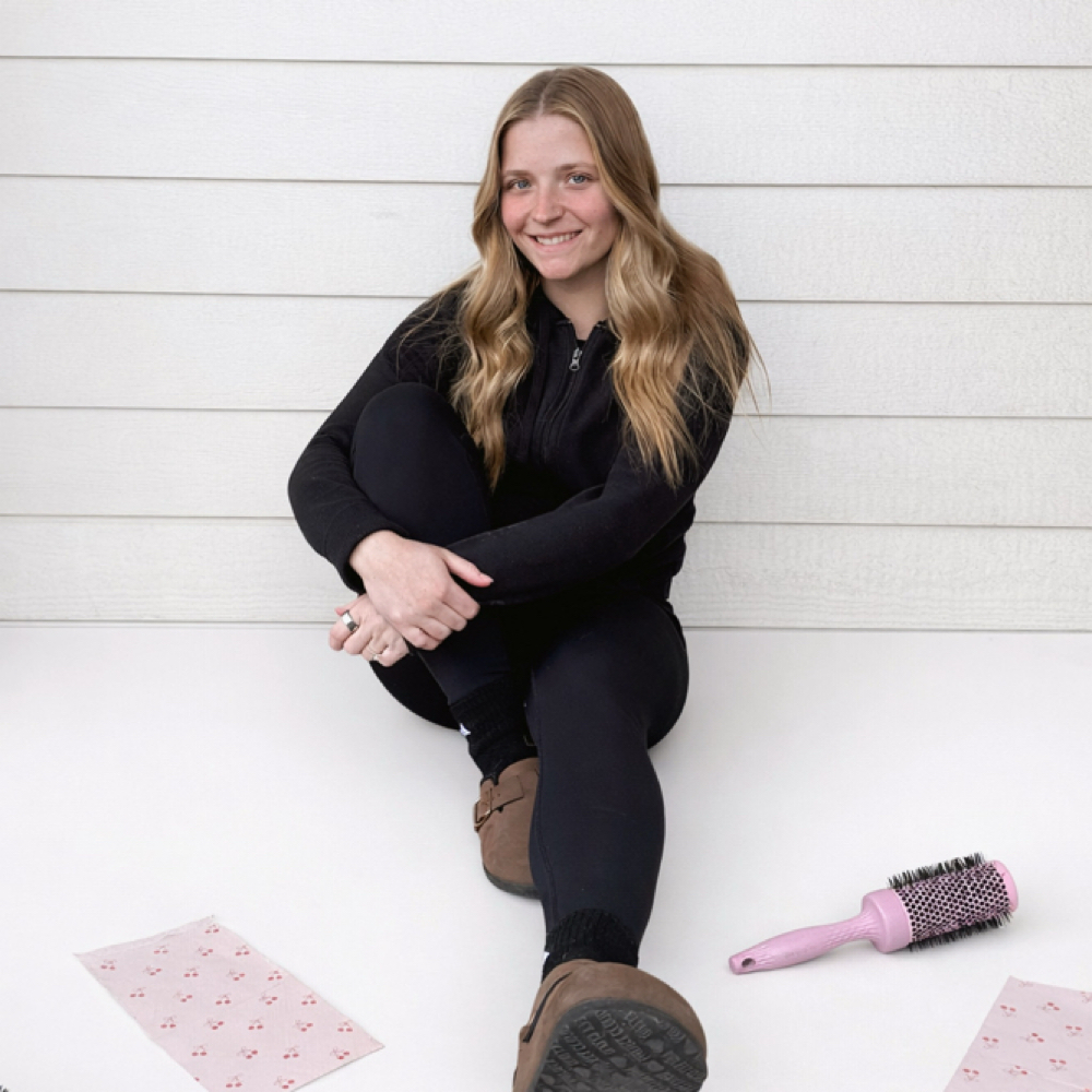 Kaitlyn Sloan at Bombshell Beauty Salon in Redmond, OR