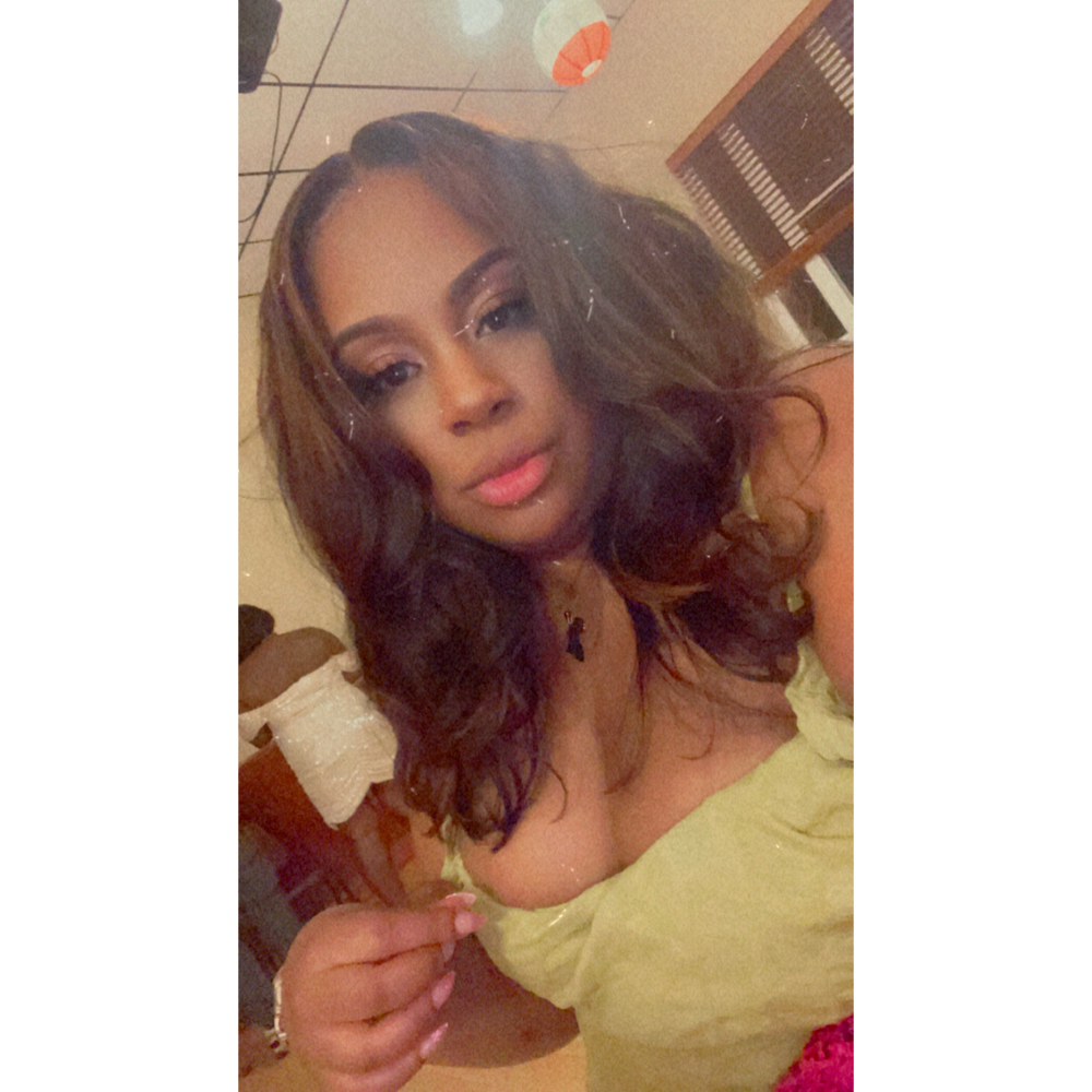 Tory Oliver at Stylz by Q in Middletown, CT