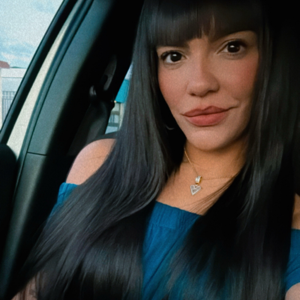 Vivian Gonzalez at VIVI SALÓN in Hatillo, PR