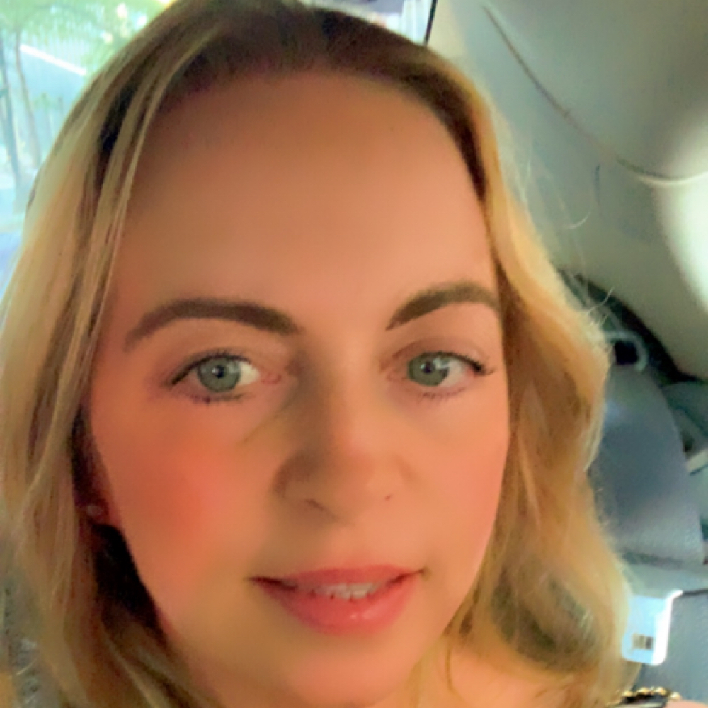 Niamh Z at Wavelengths@thestudio in Brookline Village, MA