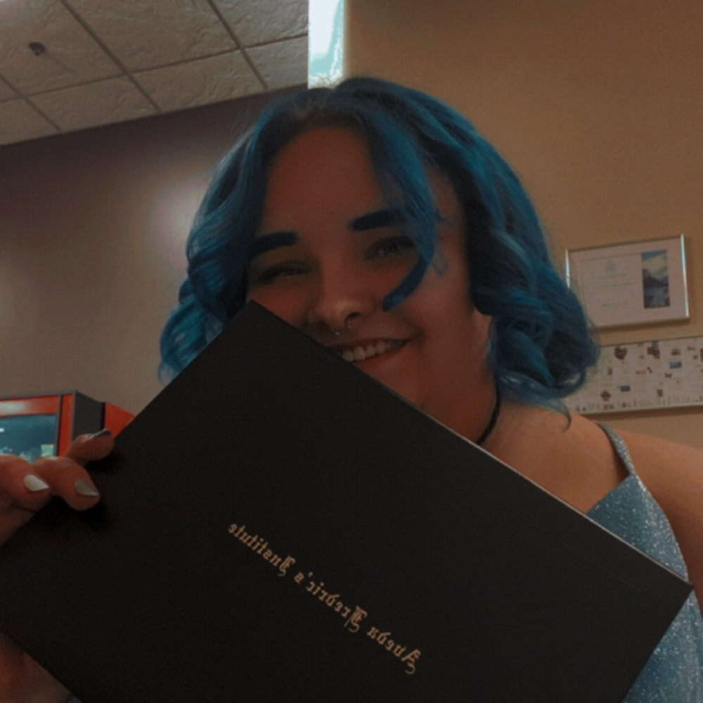 Alyssa Gall at Hue Mane Salon in Hamilton, OH