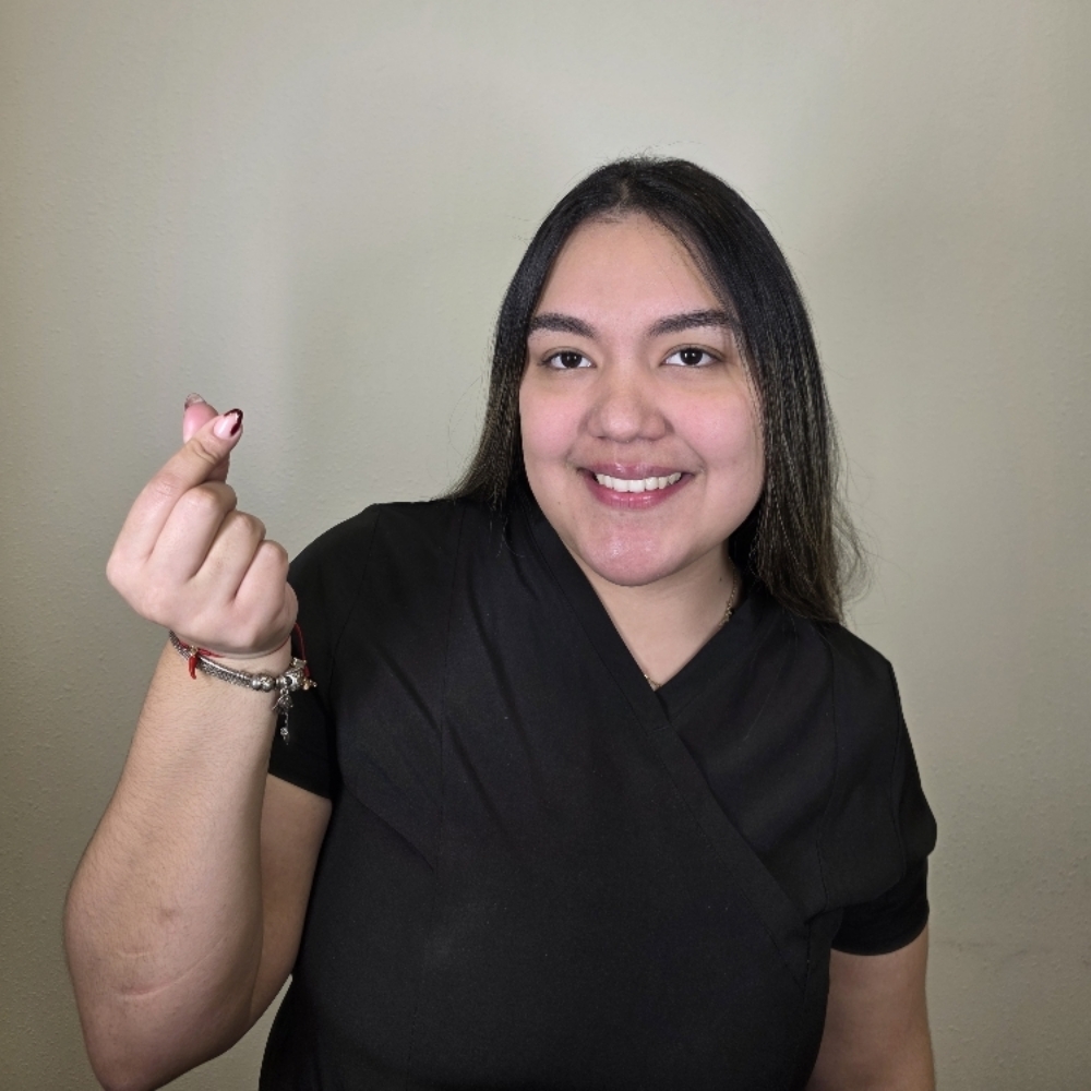 Valeria Avila at Gracelle Beauty Studio in Katy, TX