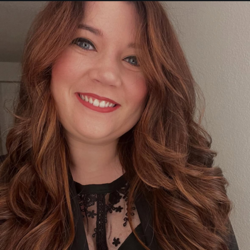 Tessa Goodwin at Taylar Made Nails in Zanesville Ohio, OH