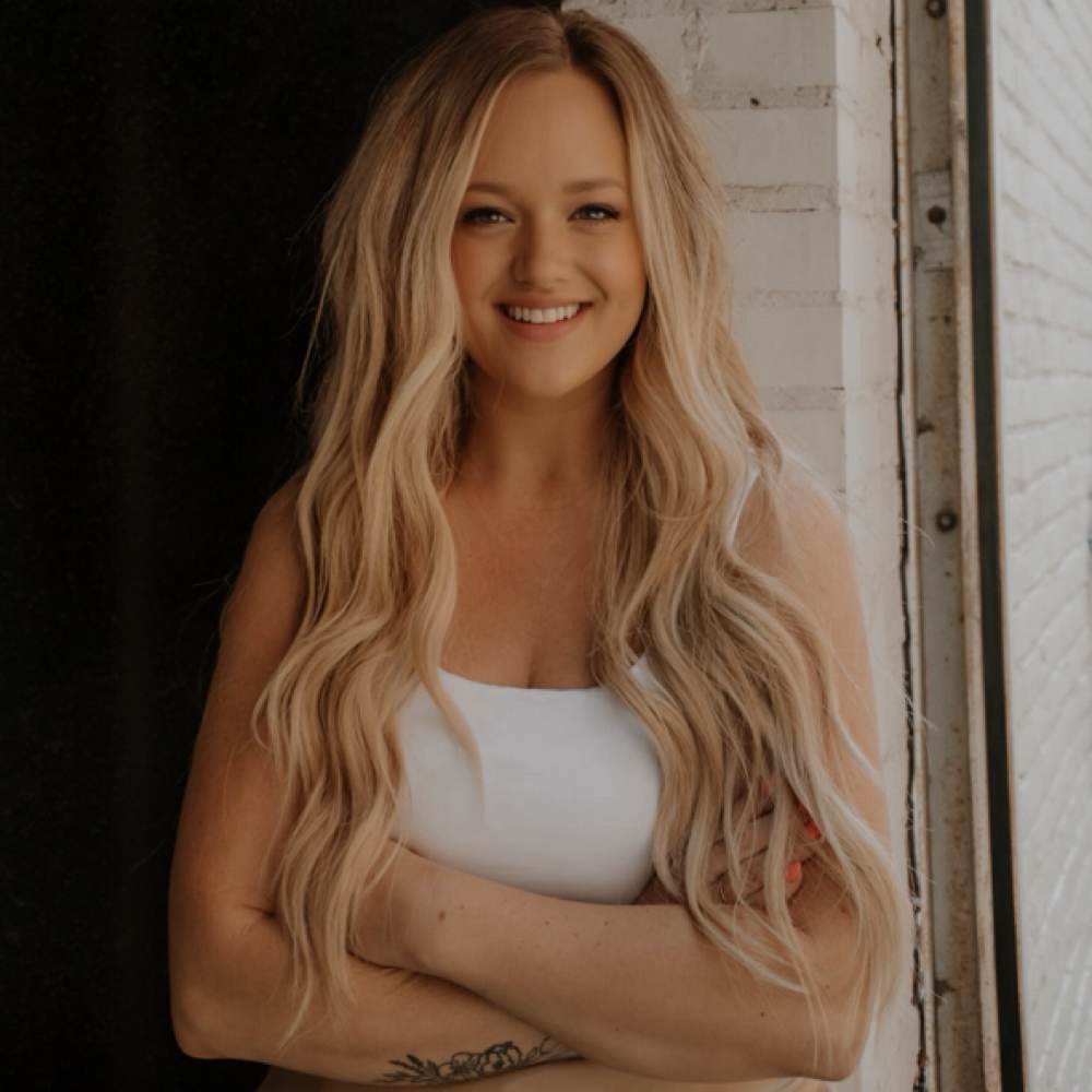 Emily Eades at Oak & Ivory Beauty Co in London, OH