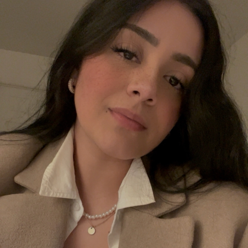 Sahra C at LINDA PALMA NAIL STUDIO in LOS ANGELES, CA