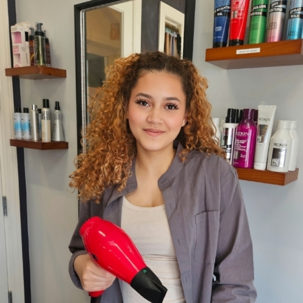 Nayeishka Gonzalez at Hair Ingenuity Salon in Belleville, NJ