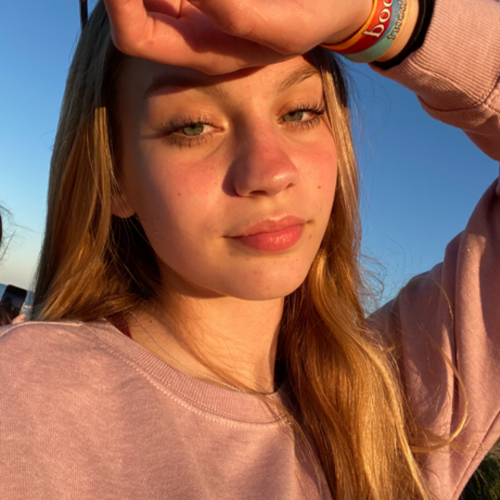 Autum Newcome at Shelley’s Nail and Hair Salon in Akron, OH