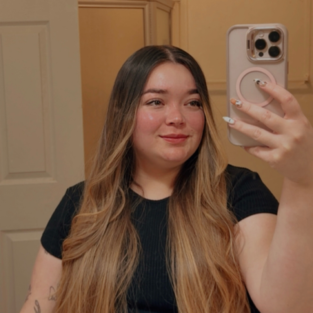 Elsa O at L.O NAILS in Grand Junction, CO