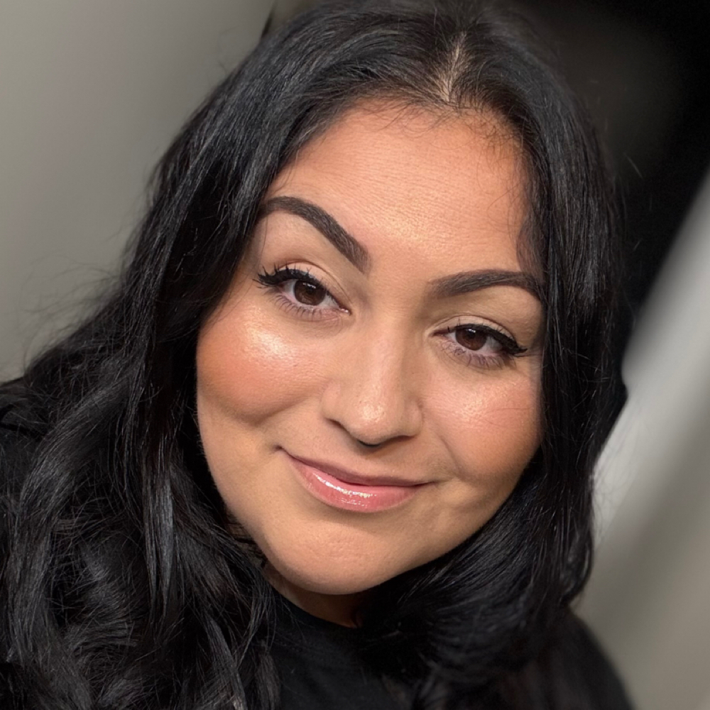 Bee Mendoza at The Zen Den Salon and Spa in Spring Valley, CA