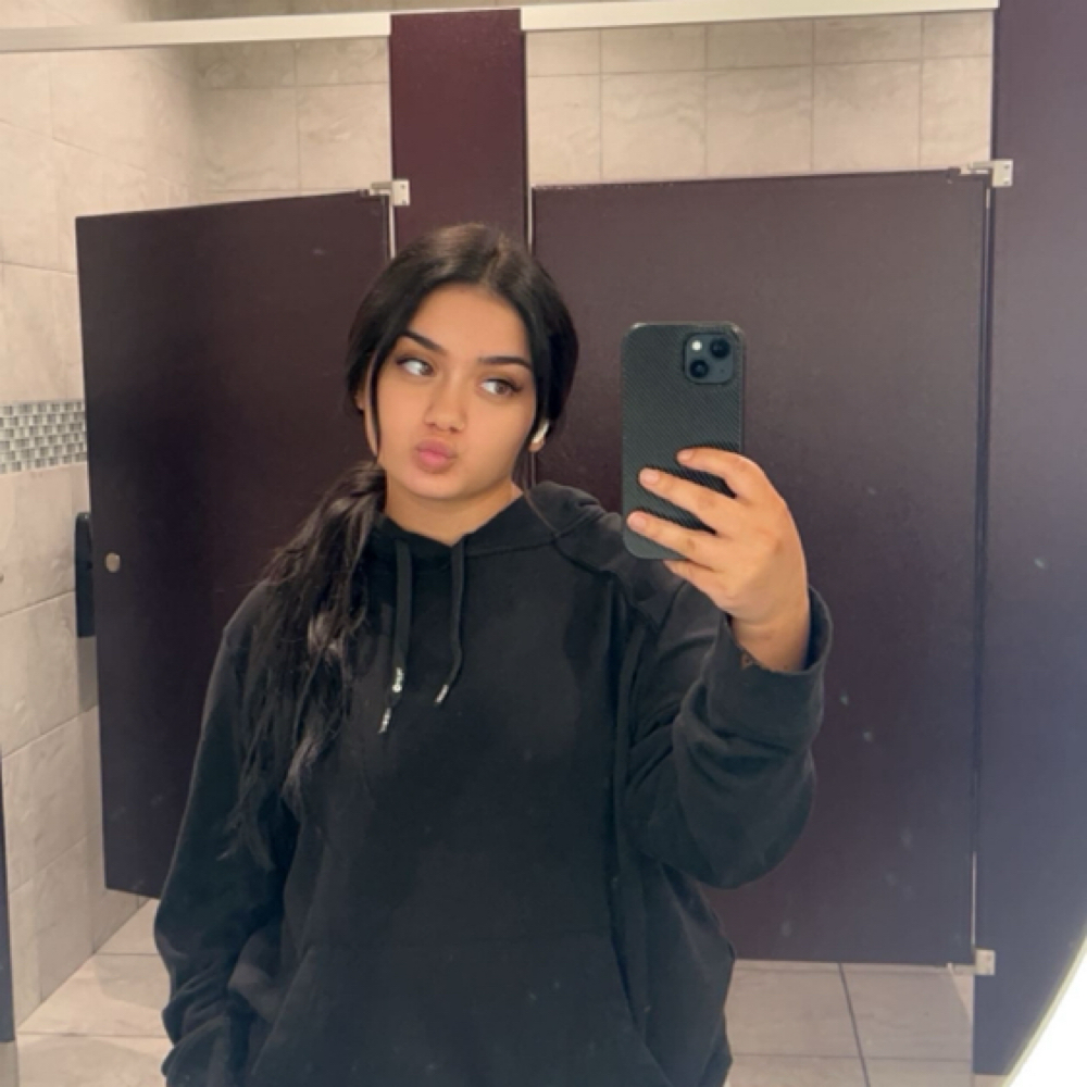 Shantel Bernal at T & S Studio in Rocklin, CA