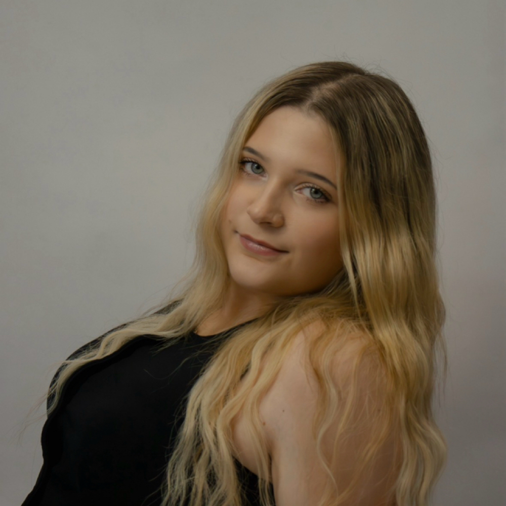 Sydnee Daniels at Arrow Salon Studio in Deptford, NJ
