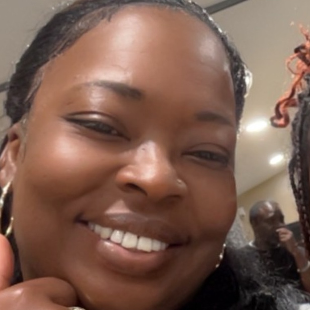 Meeka Vonn at Lou Lou’s Nail & Beauty Bar in Tampa, FL