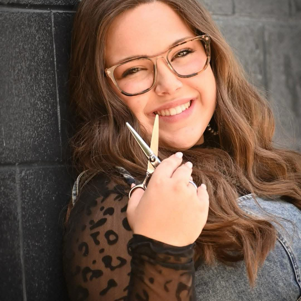 Saelah Viars at Alchemy Studio in Wytheville, VA