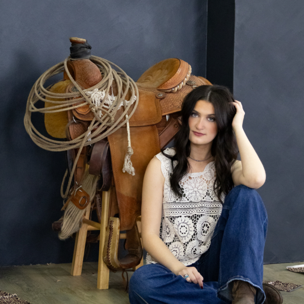 Hannah Jones at The Beauty Corner in Oregon City, OR