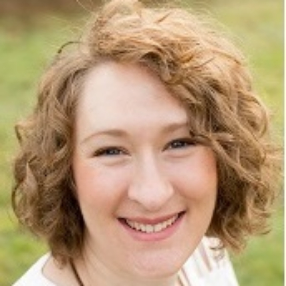 Sara Carstairs at DeZubi Skin in Lake Oswego, OR