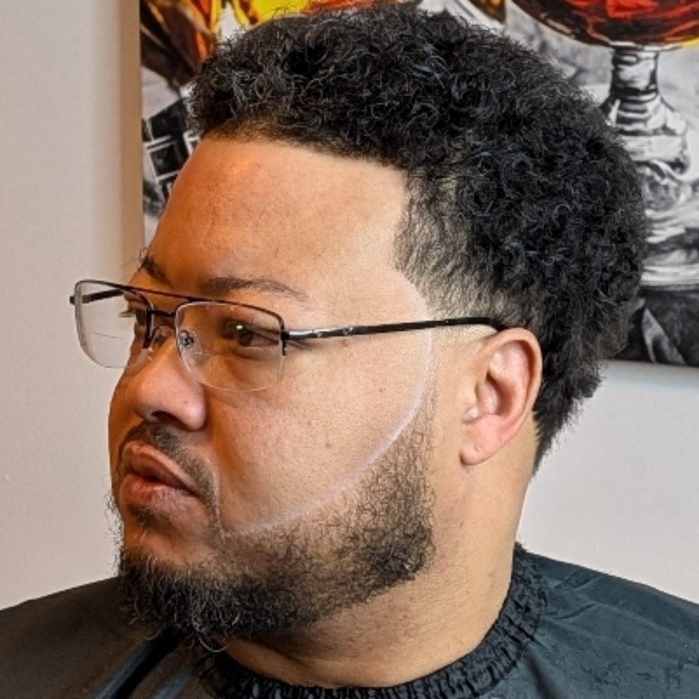 Kwazell Neal at Cut Kraze Barbershop Pickerington in Pickerington, OH