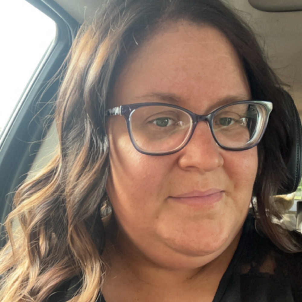 Meagan Davis at Fringe Salon & Boutique in Billings, MT